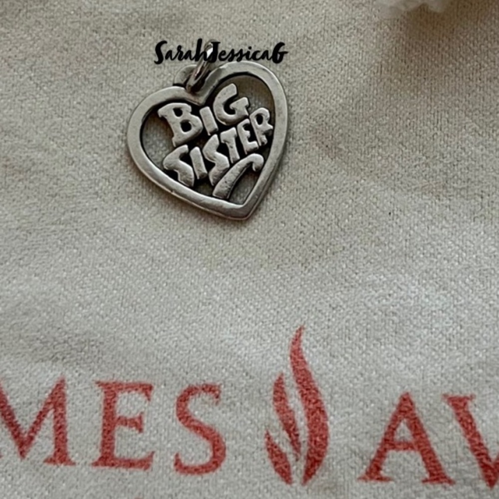 James avery Big sister charm